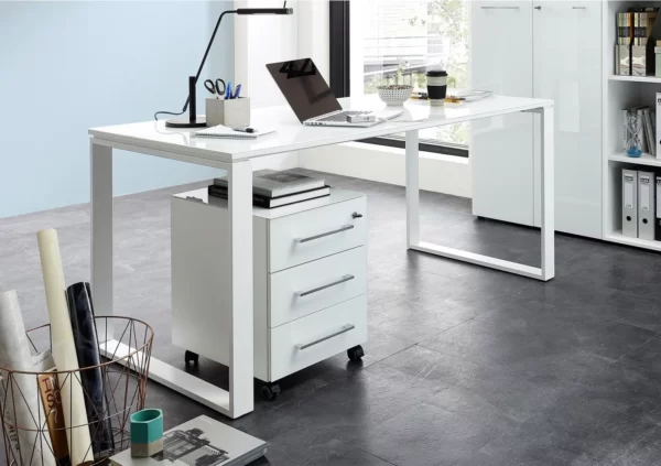 Alexi Desk